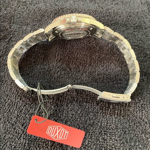 Men’s Watch - Picture 7 of 8